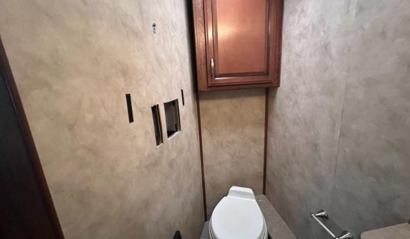 2013 Fleetwood RV Terra 35K full