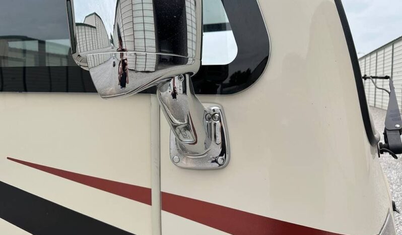 2018 Thor Motor Coach Vegas 25.3 full