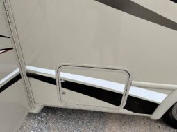 2018 Thor Motor Coach Vegas 25.3 full