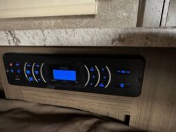 2018 Thor Motor Coach Vegas 25.3 full