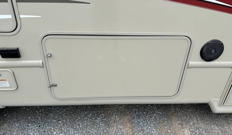 2018 Thor Motor Coach Vegas 25.3 full