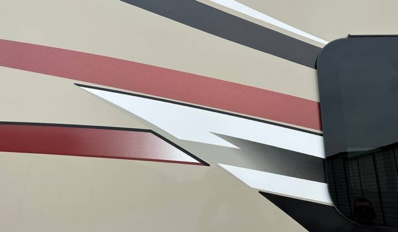 2018 Thor Motor Coach Vegas 25.3 full