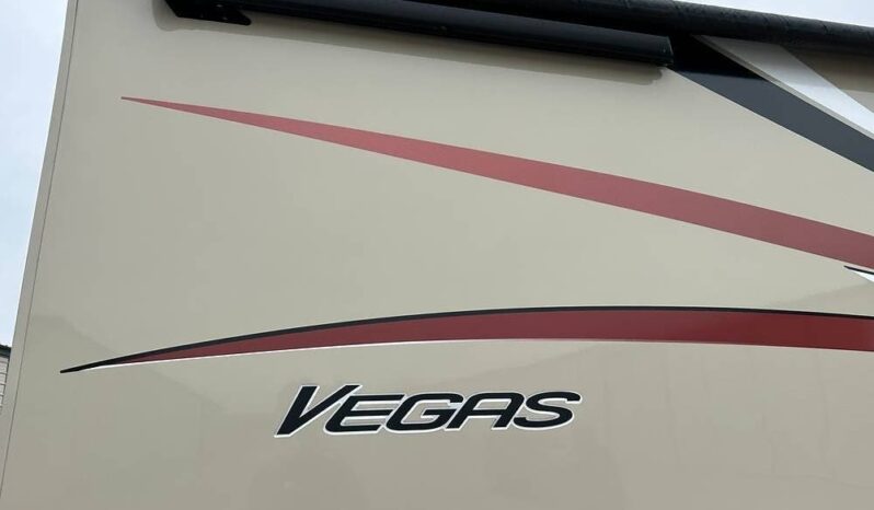 2018 Thor Motor Coach Vegas 25.3 full