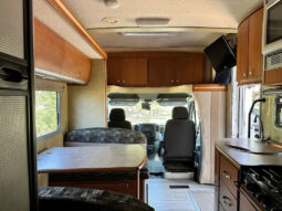2008 Winnebago View 24J full