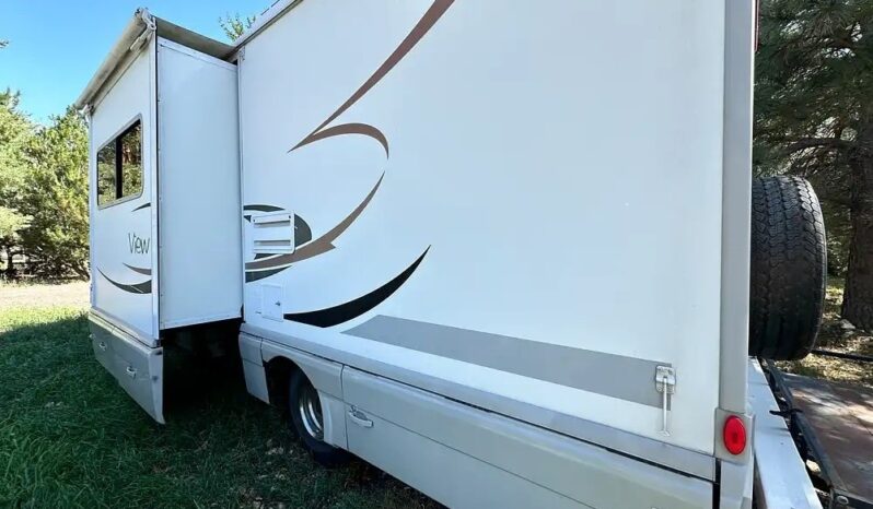 2008 Winnebago View 24J full