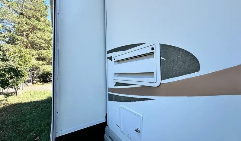 2008 Winnebago View 24J full