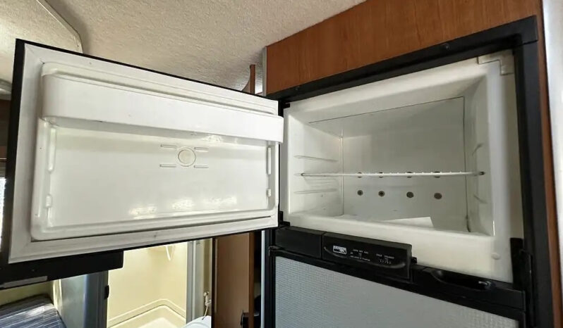 2008 Winnebago View 24J full