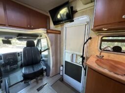 2008 Winnebago View 24J full