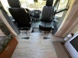 2008 Winnebago View 24J full