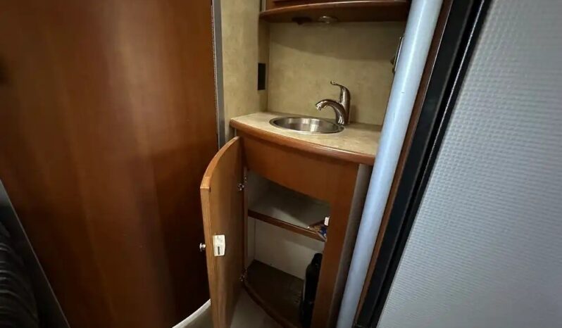 2008 Winnebago View 24J full