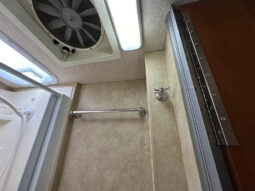 2008 Winnebago View 24J full