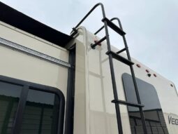 2018 Thor Motor Coach Vegas 25.3 full