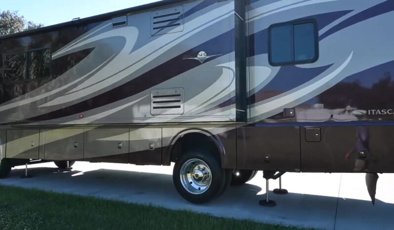 2014 Itasca Sunova 33C full