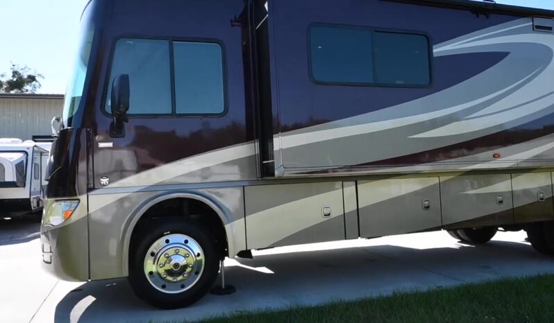 2014 Itasca Sunova 33C full