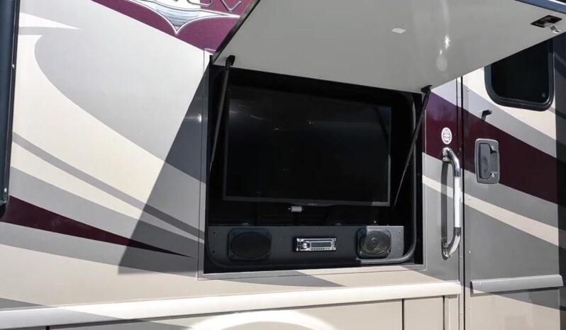 2014 Itasca Sunova 33C full