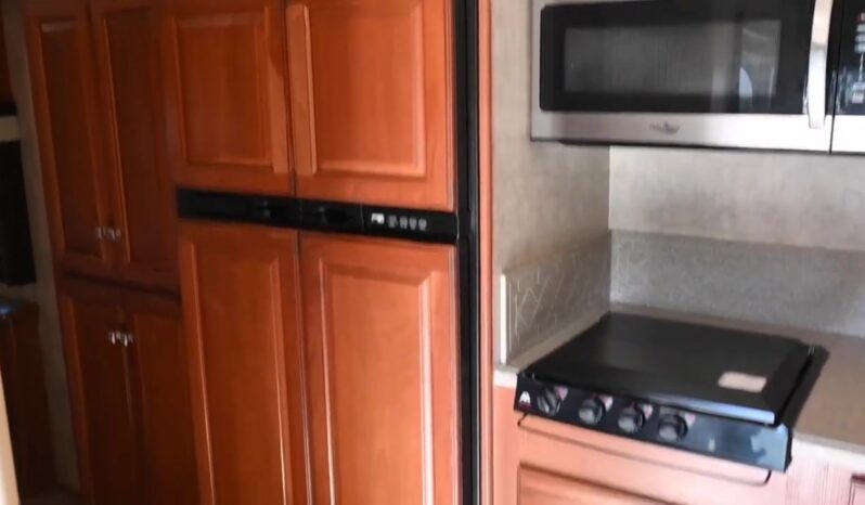 2014 Itasca Sunova 33C full