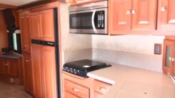 2014 Itasca Sunova 33C full