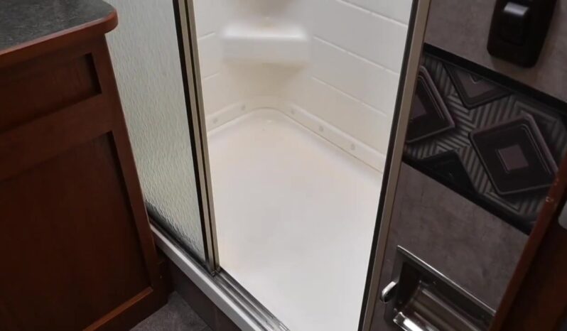 2014 Itasca Sunova 33C full