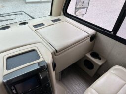 2018 Thor Motor Coach Vegas 25.3 full