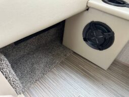 2018 Thor Motor Coach Vegas 25.3 full