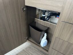 2018 Thor Motor Coach Vegas 25.3 full