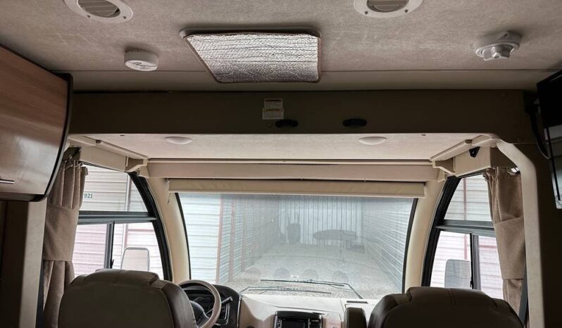 2018 Thor Motor Coach Vegas 25.3 full