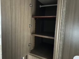 2018 Thor Motor Coach Vegas 25.3 full