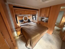 2006 Monaco Knight 40DFD full