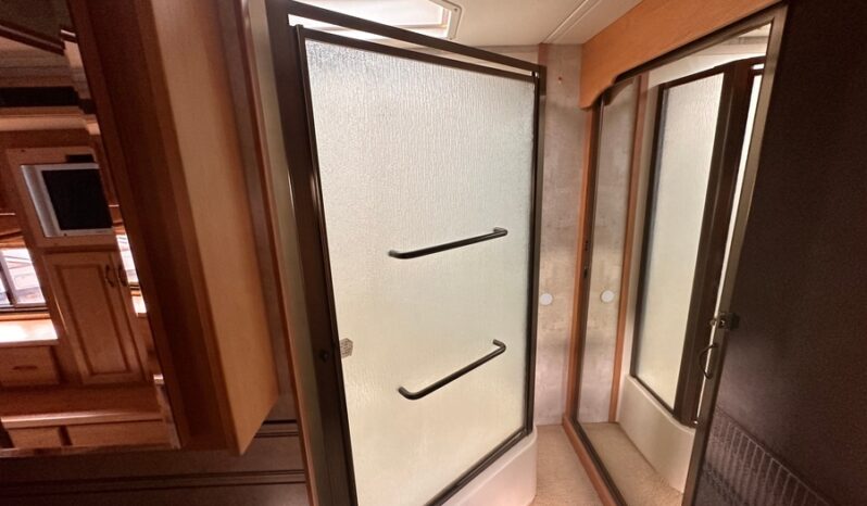 2006 Monaco Knight 40DFD full